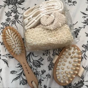 New Monat shower set